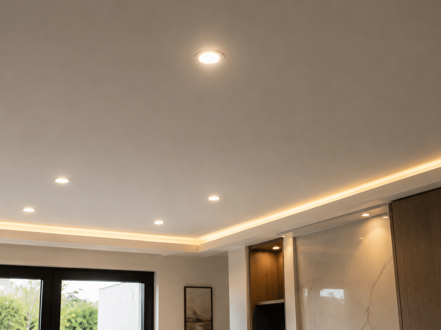 Faretti LED da incasso in controsoffitto moderno